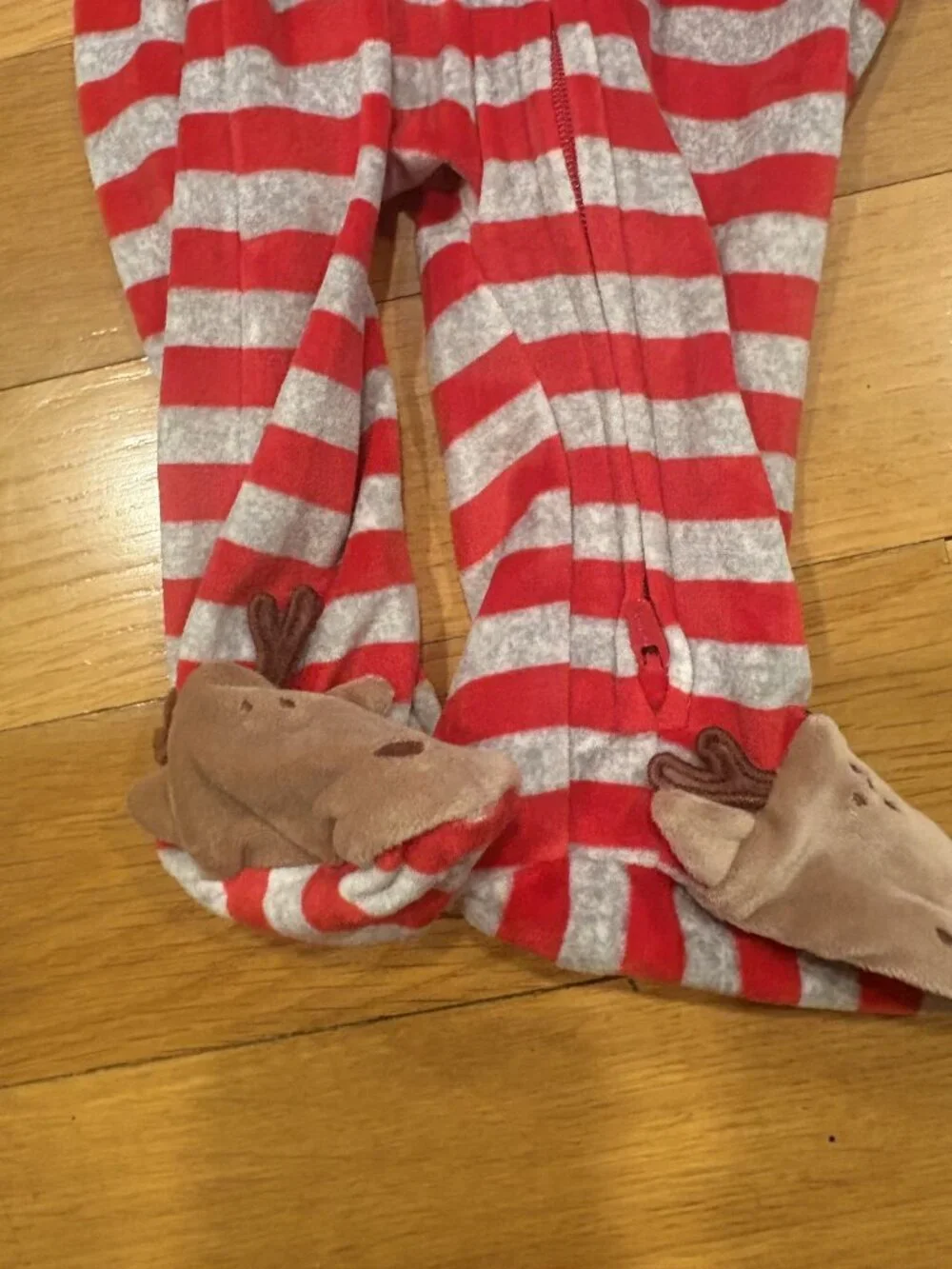 Carter’s Size 6 months Striped Reindeer Footed Sleeper Pajamas